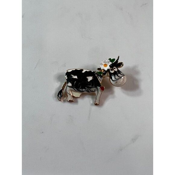 Cow W/ Flower & Heart Pin/Brooch. Black, White, Red. Size 2" x 1 1/2". - Picture 1 of 6